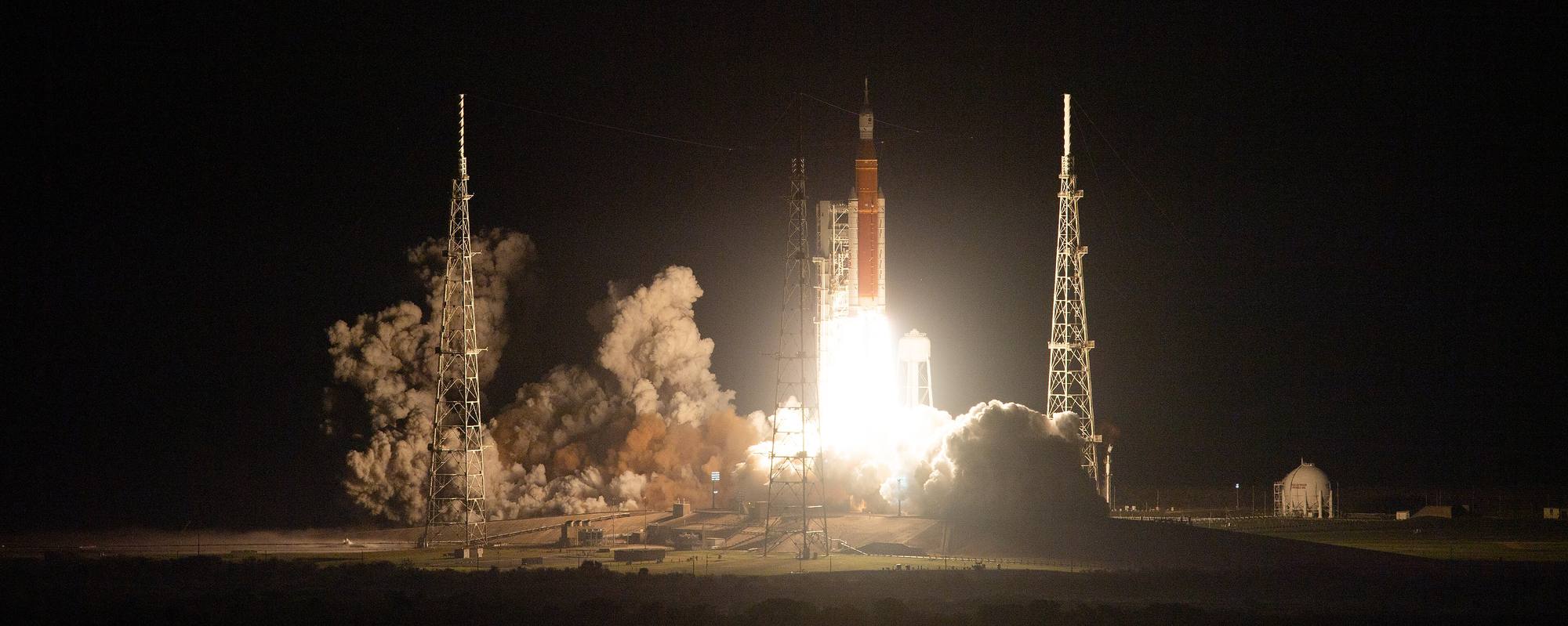 Artemis I night launch, November 2022